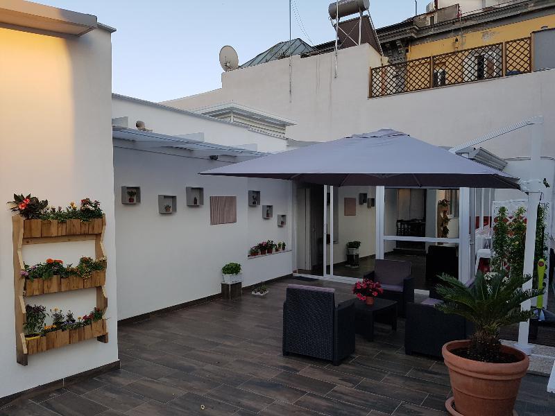 ナポリ Palazzo San Vincenzo Bed & Breakfast エクステリア 写真